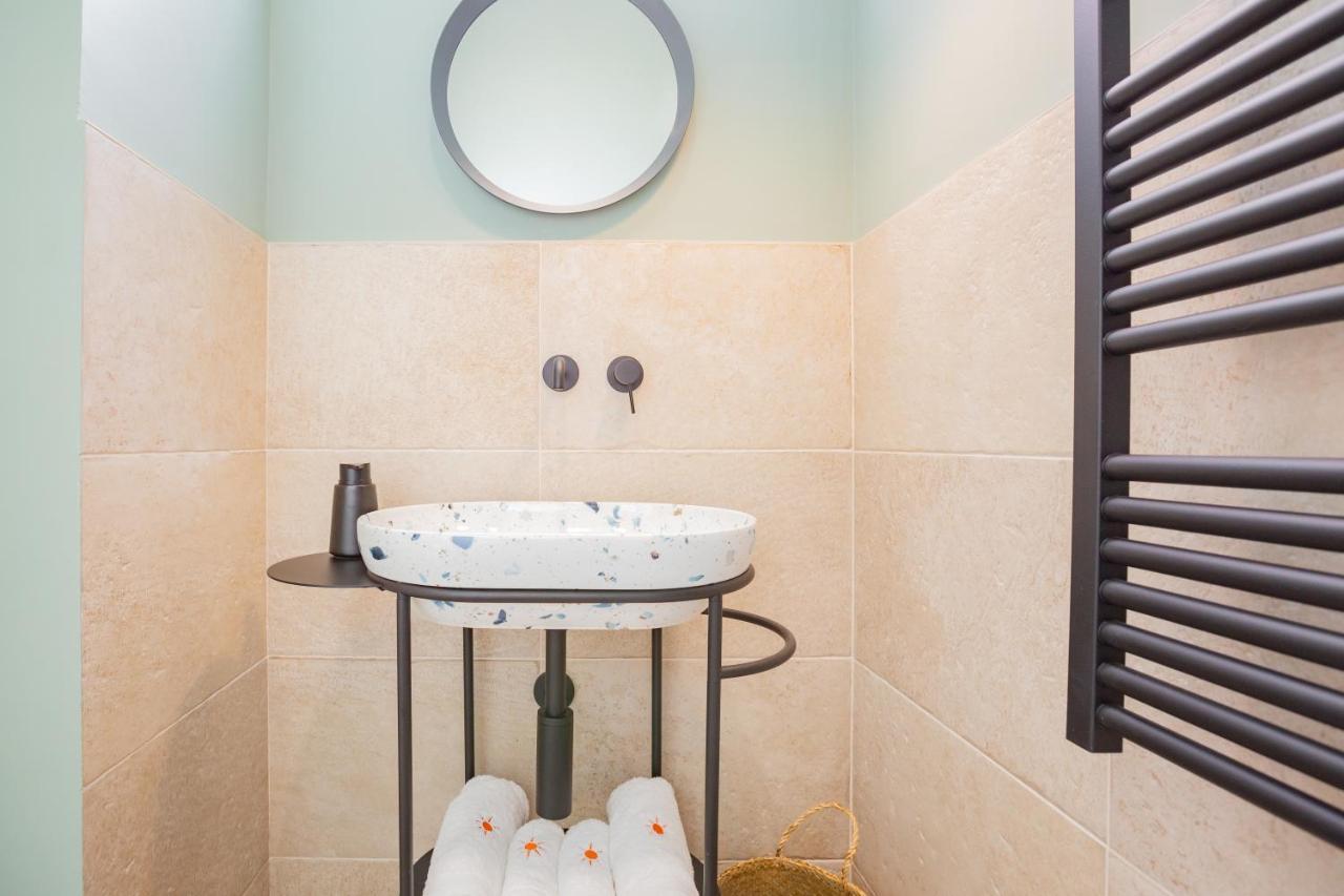 Filia Solis - Old Town Suites & Spa Brindisi Buitenkant foto