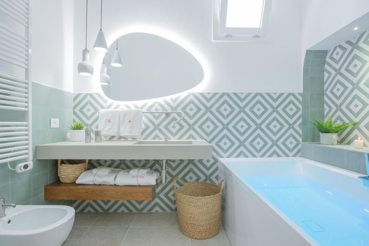 Filia Solis - Old Town Suites & Spa Brindisi Buitenkant foto