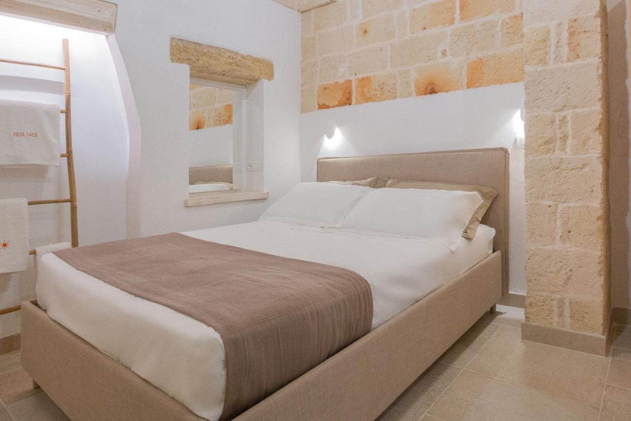 Filia Solis - Old Town Suites & Spa Brindisi Buitenkant foto