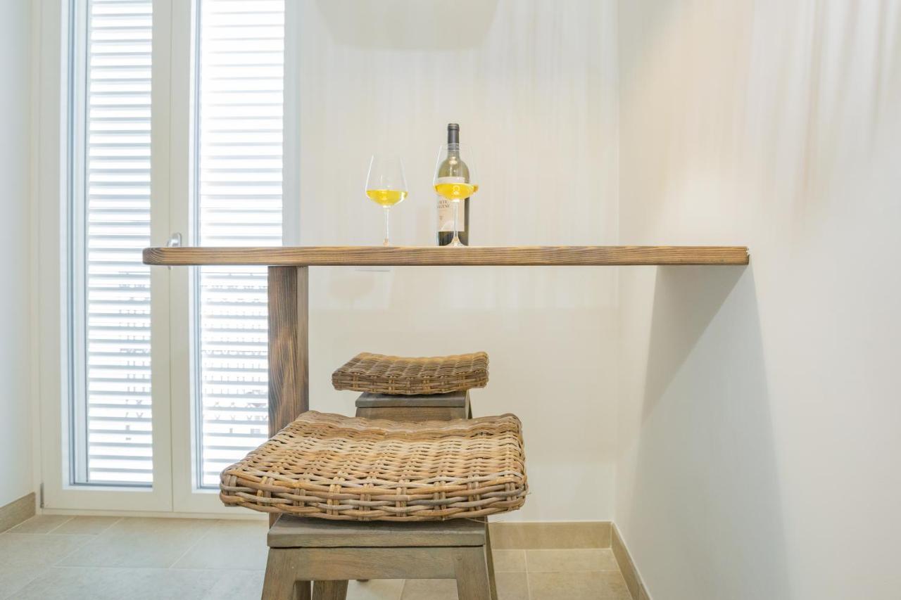 Filia Solis - Old Town Suites & Spa Brindisi Buitenkant foto