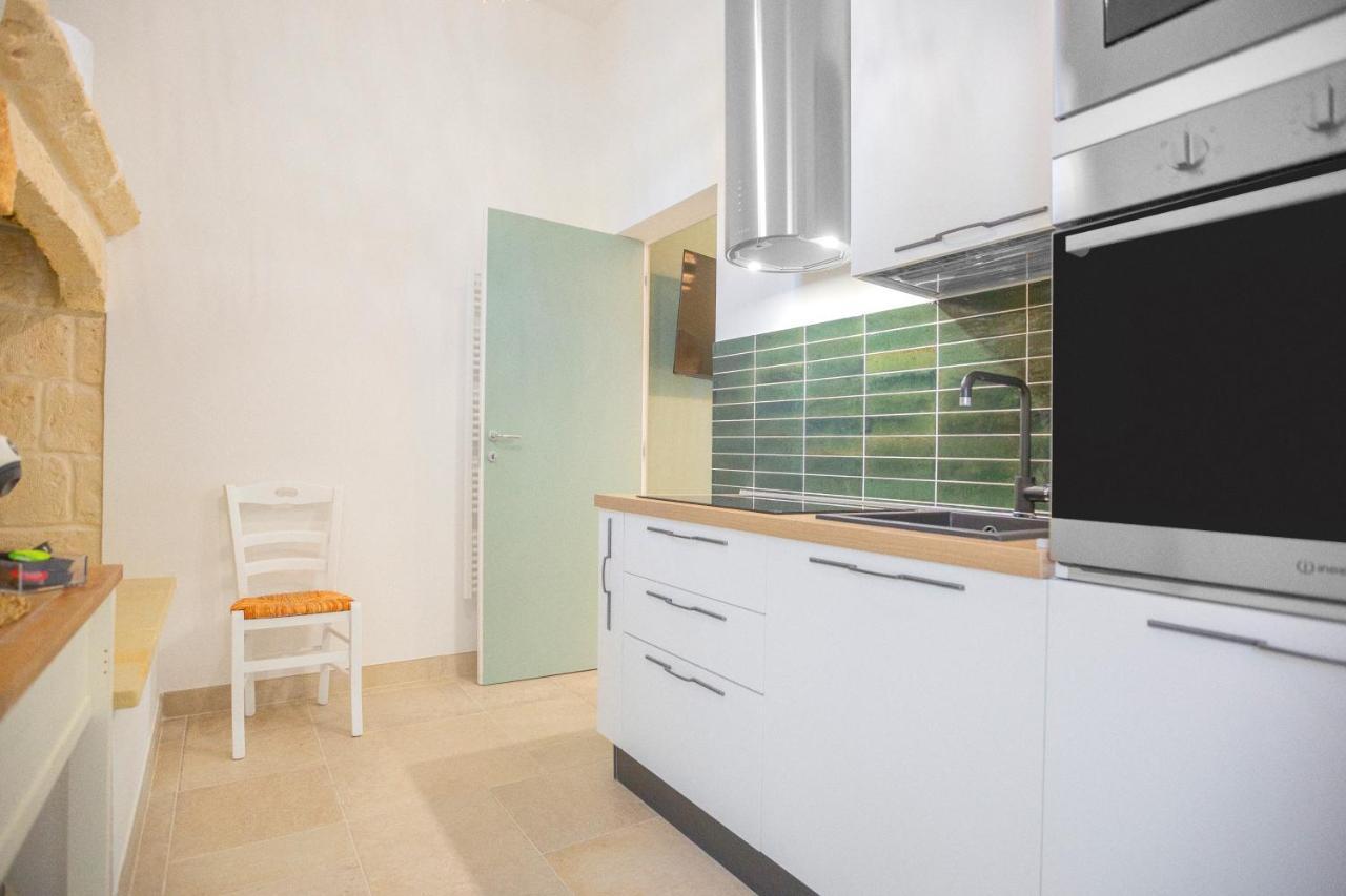 Filia Solis - Old Town Suites & Spa Brindisi Buitenkant foto