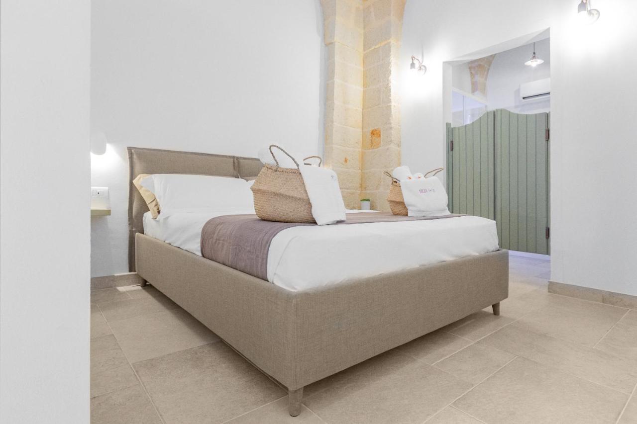 Filia Solis - Old Town Suites & Spa Brindisi Buitenkant foto